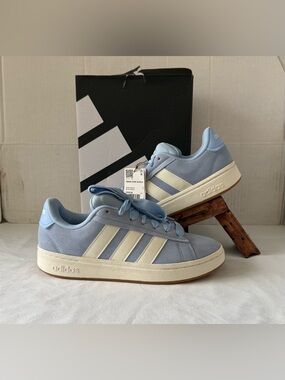 adidas gazelle silver green womens Adidas x Extra Butter Rivalry Low Shoes main image 0